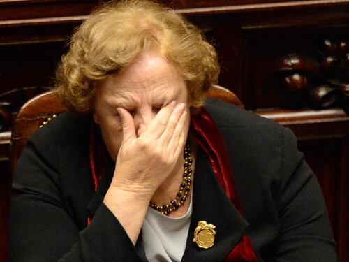 Letta ostaggio di Colle e Pd corre a salvare il ministro