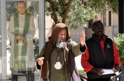 Da dieci anni in Italia, ma rischia l'espulsione. Il frate missionario Biagio Conte inizia il digiuno 5