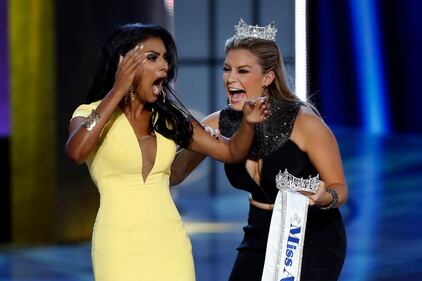 Nina, la prima Miss USA indiana 7