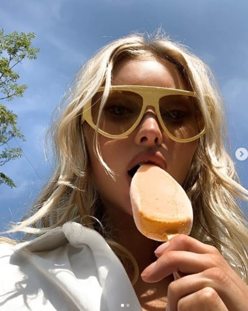 Elsa Hoskm le foto hot 13