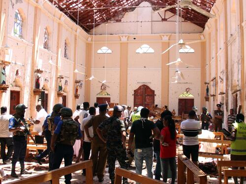 "C'era una distesa di cadaveri". In Sri Lanka attacchi di matrice religiosa
