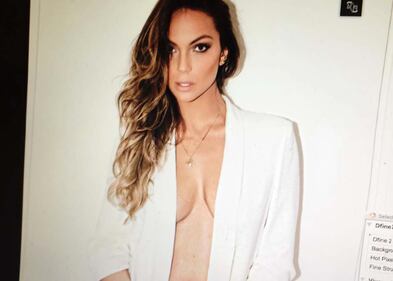 Sotto il vestito niente: Sarah Nile hot su Instagram 1