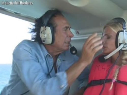 Isola dei Famosi, Giucas Casella ipnotizza in diretta Francesca Cipriani