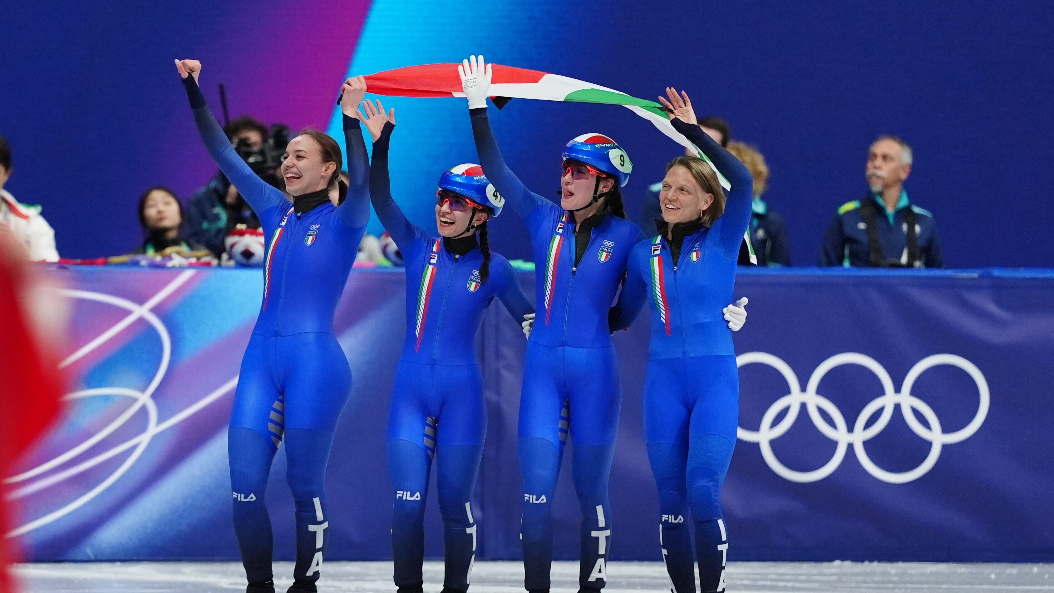 Short track, staffetta femminile: è argento per l’Italia