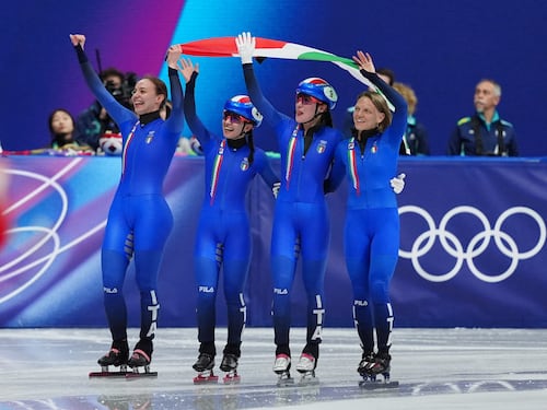 Short track, staffetta femminile: è argento per l’Italia