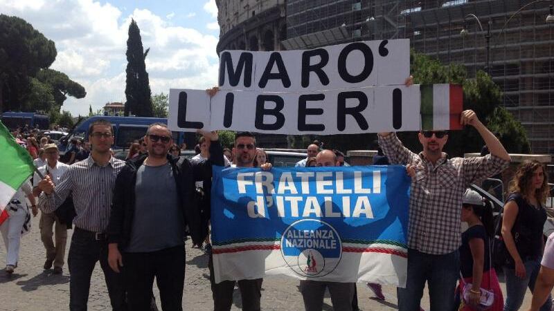 La grande lezione dei marò: "Ancora qui per aver obbedito"