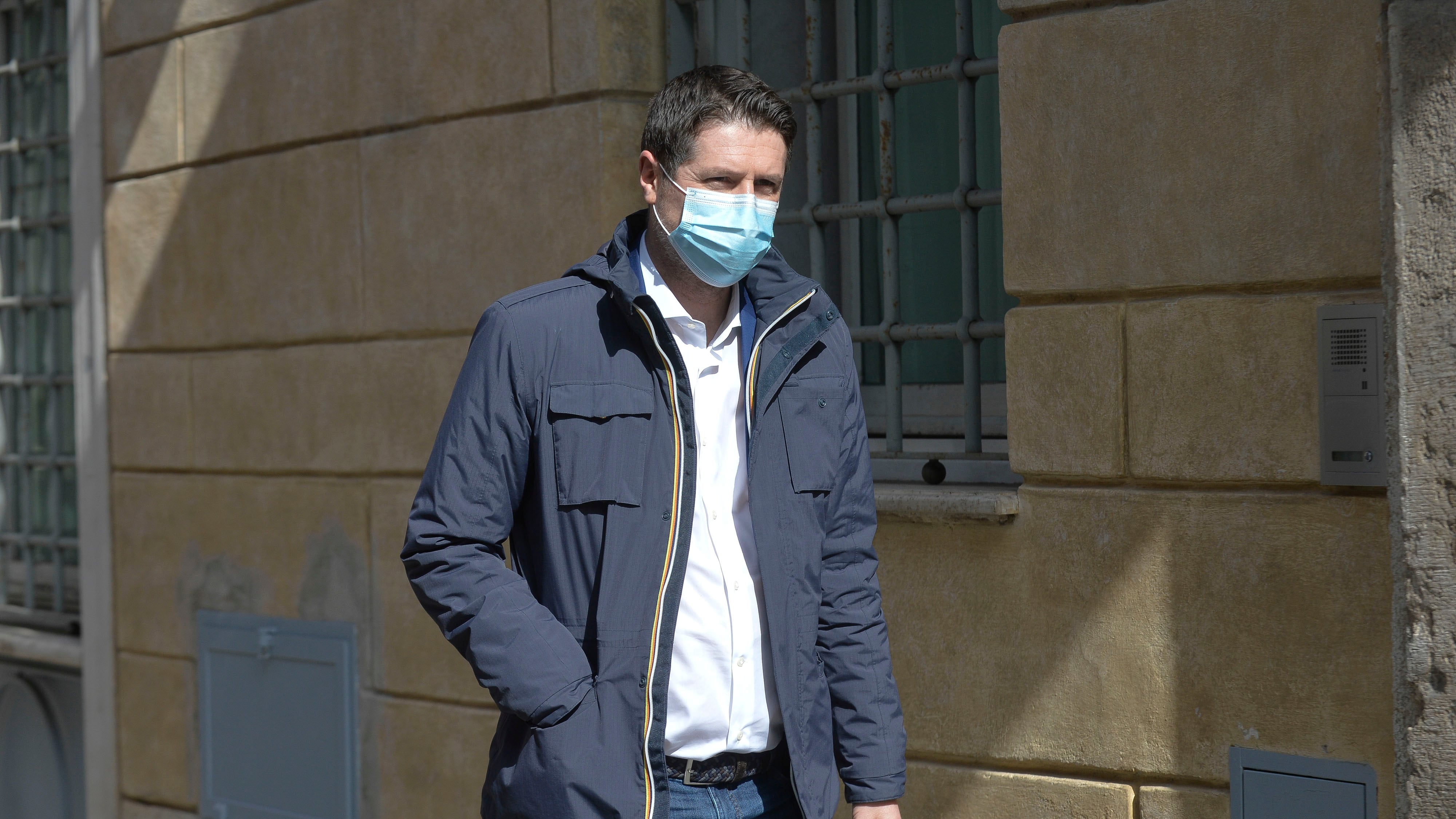 "Noi al governo per evitare l'invasione"
