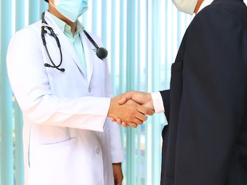 Visite mediche per i senior: perché scegliere un piano in abbonamento