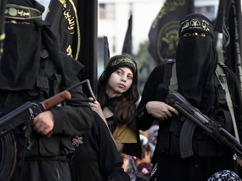 Maria Giulia, la 27enne italiana che ha sposato la jihad