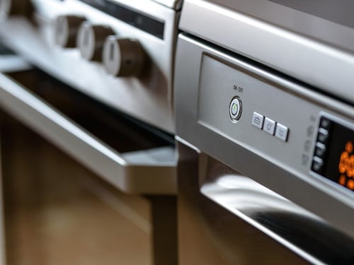 Bollette, quel nuovo spread che colpisce luce e gas