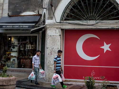 La Turchia ha esteso per altri tre mesi lo stato d'emergenza