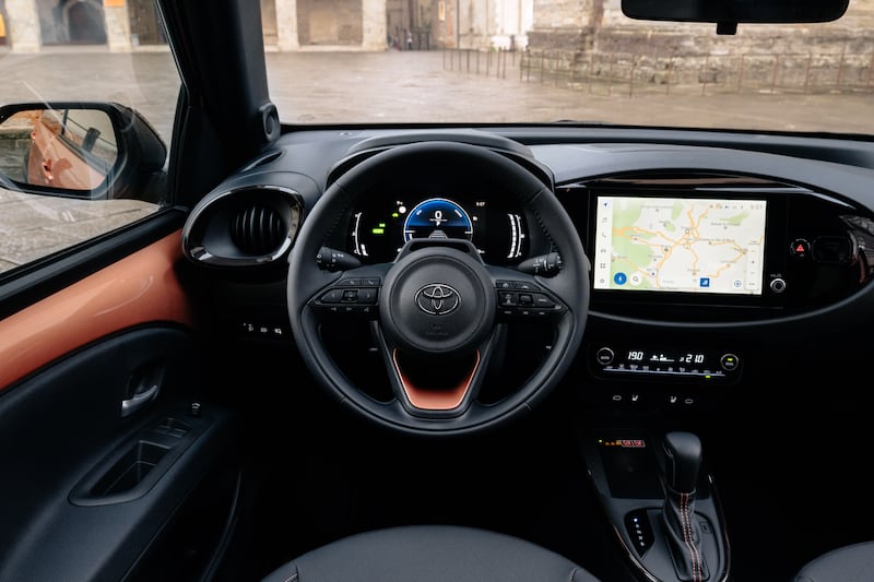 Nuova Toyota Aygo X Hybrid: guarda la gallery 18