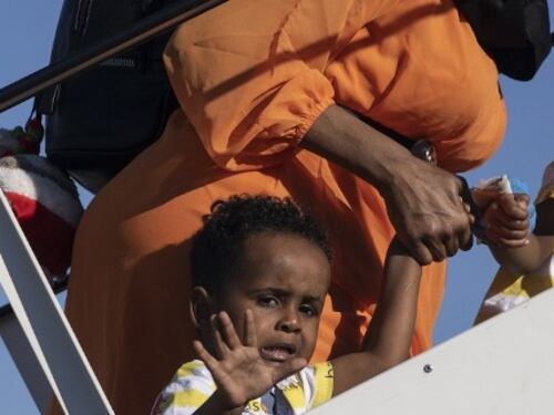 "Lo ius soli complica soltanto": la verità sulla legge pro migranti