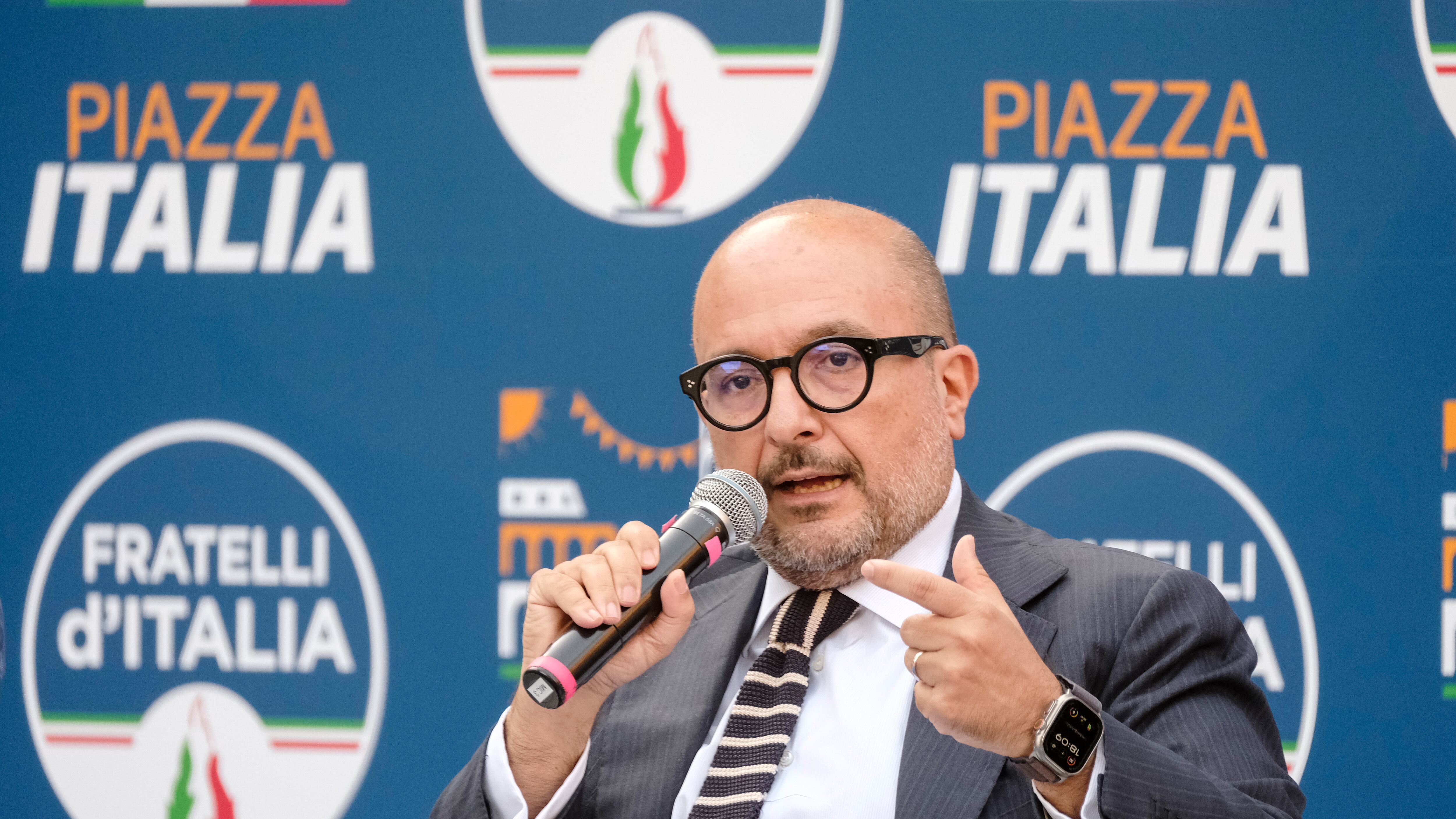 Sangiuliano dai magistrati: ha spiegato in quattro ore la denuncia contro la Boccia