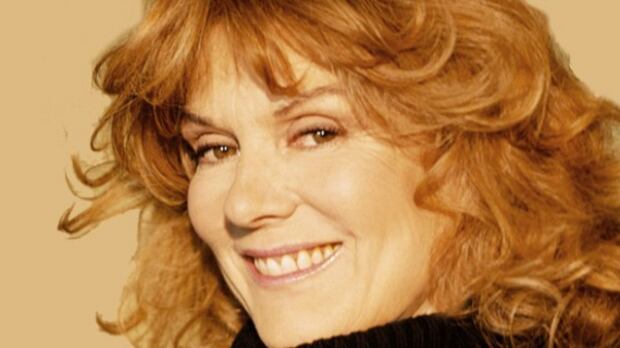 Caterina Caselli racconta la malattia: "Pensavo che la mia vita fosse infinita"