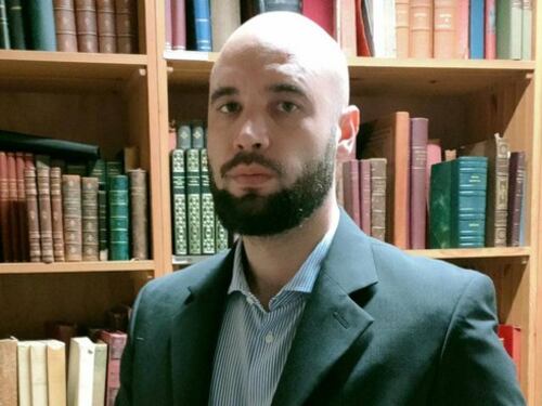 "È possibile un modello Finlandia. Cuscinetto neutrale tra i due blocchi"