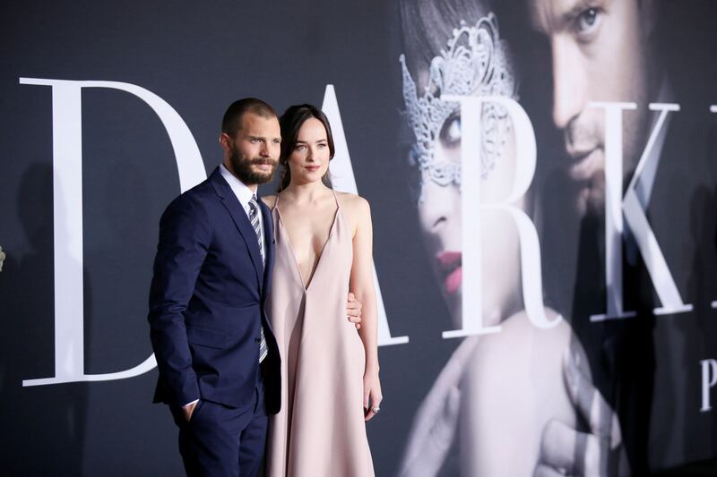 Dakota Johnson hot, sexy per "50 Sfumature di Nero" 9