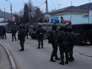 I reparti russi avanzano a Balaclava 8