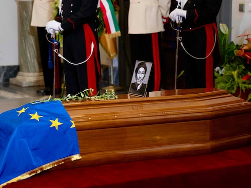 L'addio alla radicale Bonino, rimpianta da chi non l'amava