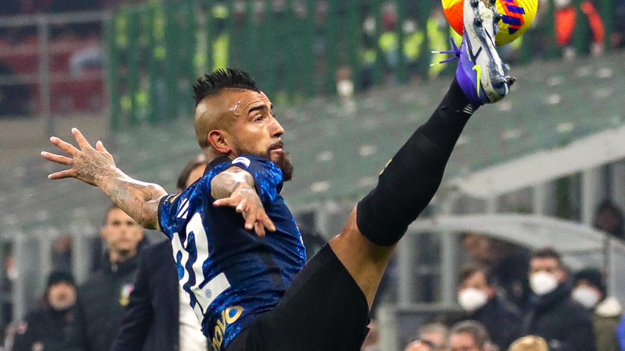 Vidal piange guardando il funerale del papà on line: ecco cosa è successo