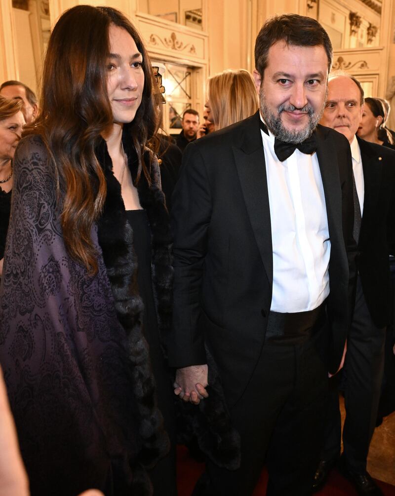 Parterre ricco di ospiti per la prima della stagione al teatro alla Scala 3