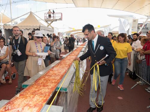 Expo, pizza record: 1595,45 metri