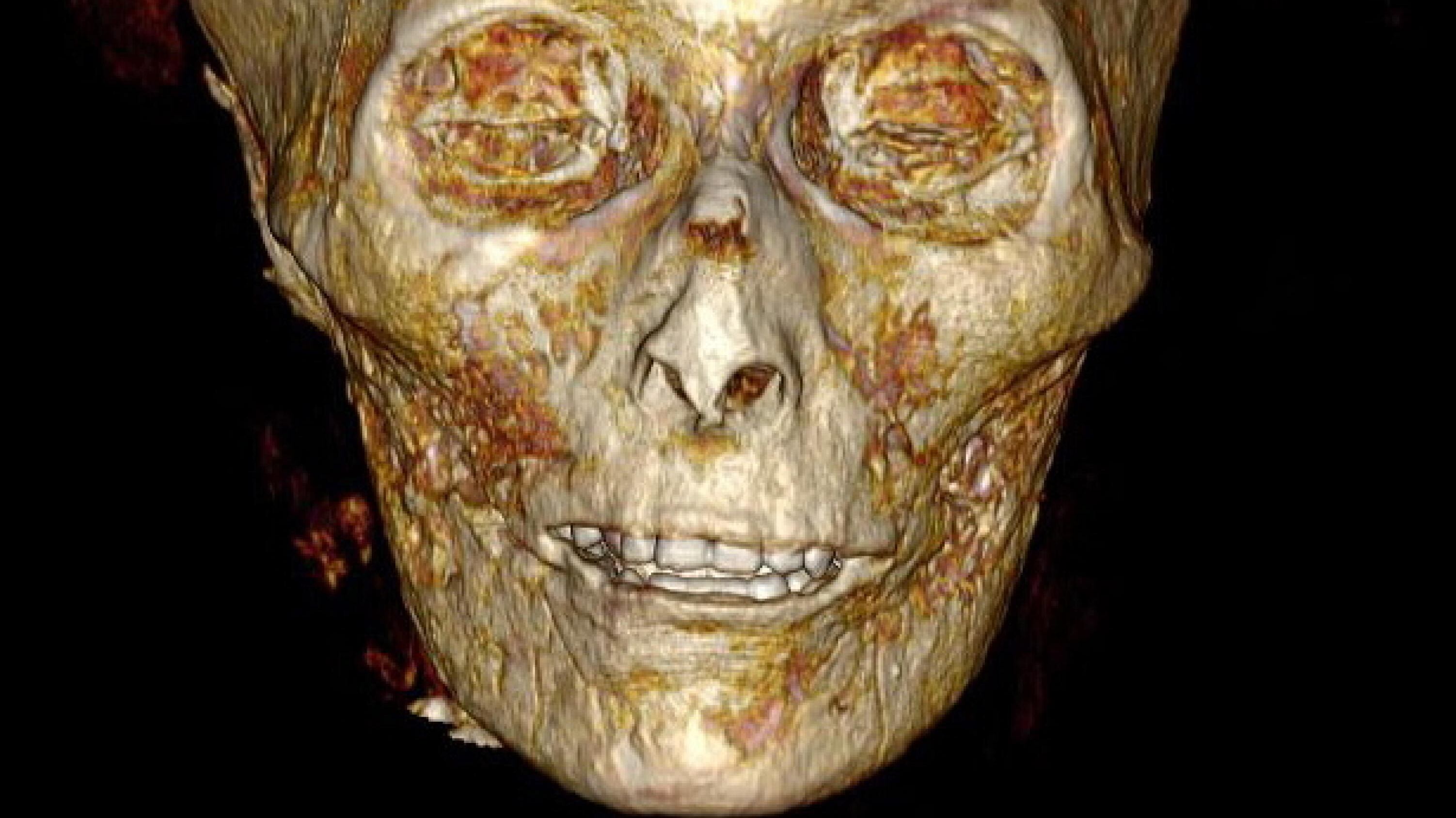 Svelata (con una Tac) dopo 3.500 anni la mummia del faraone più glamour