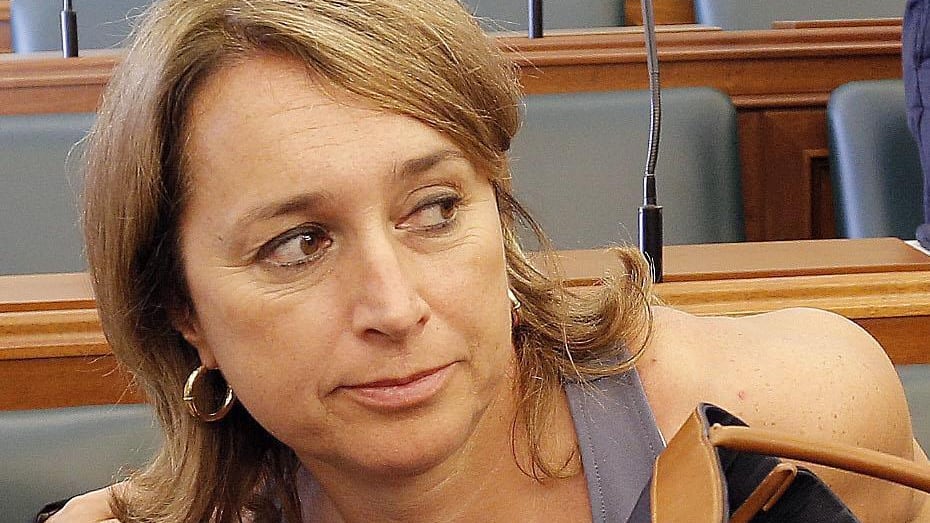 Cacciata la senatrice grillina A decidere sono 13mila clic
