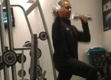Falla nella sicurezza: ecco Obama in palestra 9