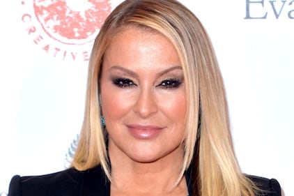 Anastacia nuda sulla copertina di Fault 9