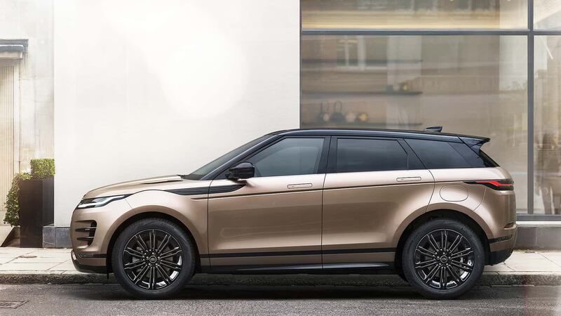 Range Rover Evoque 2023, guarda tutte le immagini 9