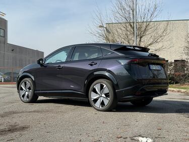 Nissan Ariya 4WD: guarda la gallery del crossover elettrico giapponese 1