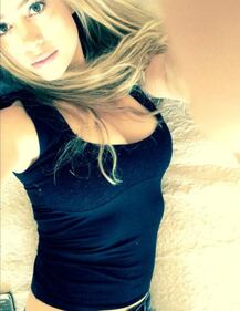 Martina Stella, sexy trasloco con tacco 12 10