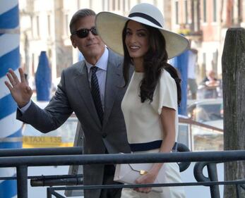 Amal Alamuddin: icona di stile al fianco di George Clooney 5