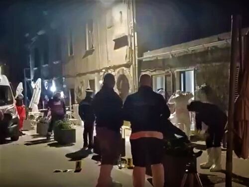 La uccide con sei coltellate: l'orrore della 16enne sulla nonna