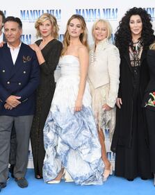 Cher e Meryl Streep, bacio lesbo in foto 9