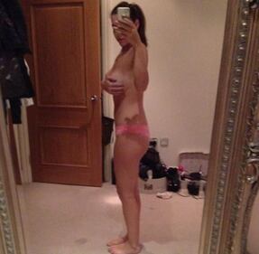 Instagram e Twitter, tra le vip spopola il "selfie" nudo 10
