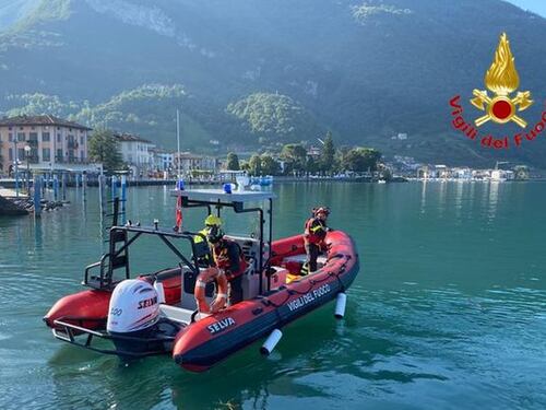 Un robot per trovare Chiara inghiottita dal lago: il fondale scansionato col sonar