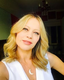 Anna Falchi, bacio hot per i fan 7