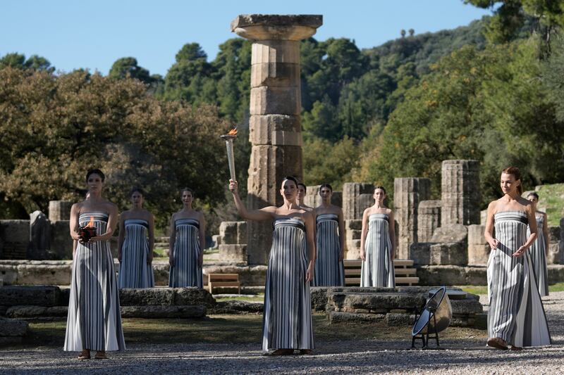 Milano-Cortina 2026: la fiamma olimpica inizia il lungo viaggio da Olimpia 7