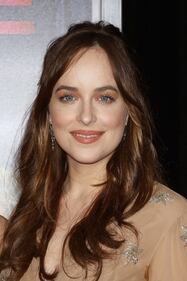 Dakota Johnson, la sexy protagonista di 50 Sfumature 27