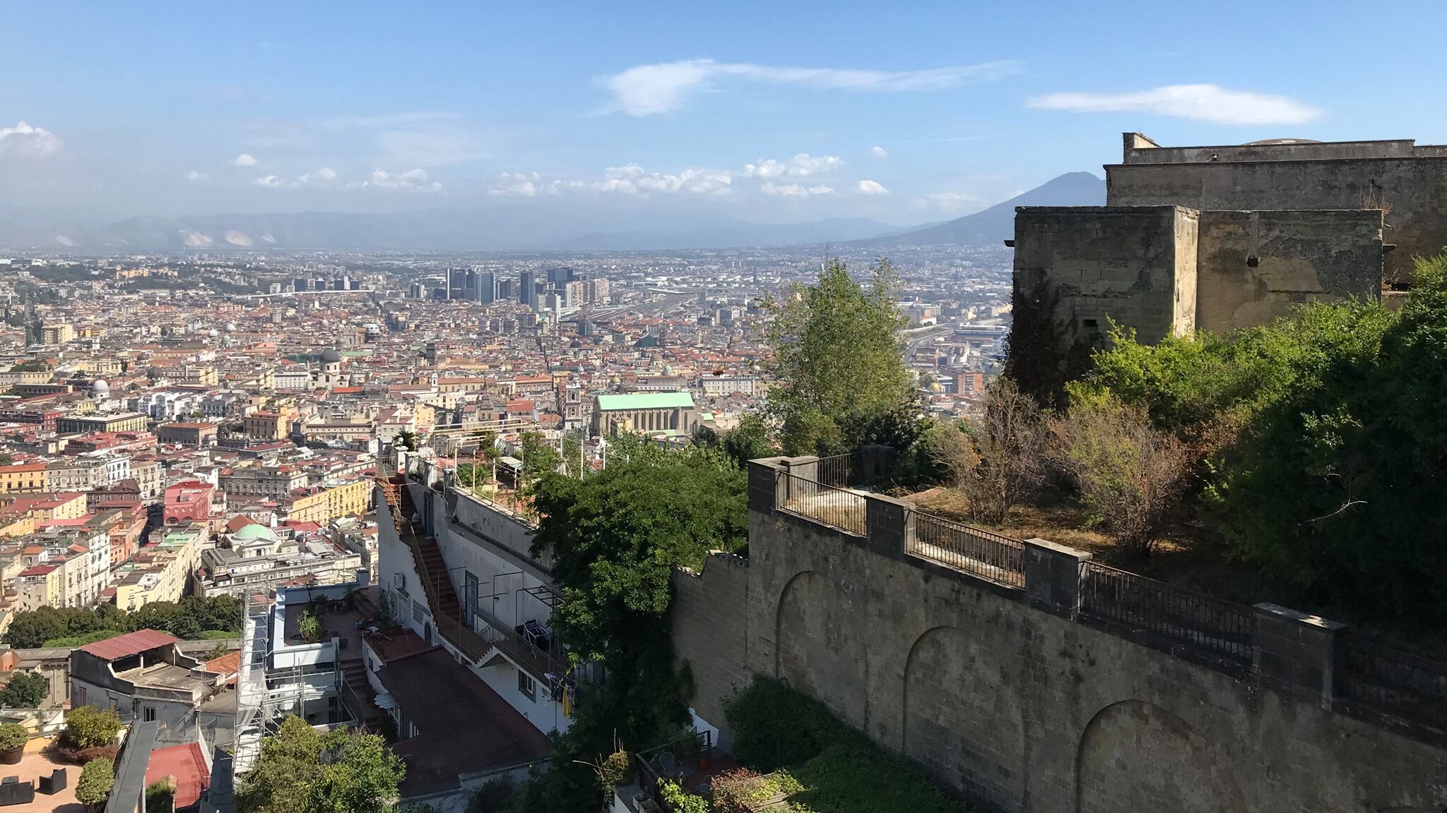 Napoli, un’interrogazione per salvare San Martino e Castel Sant’Elmo: la denuncia del consigliere Muscarà