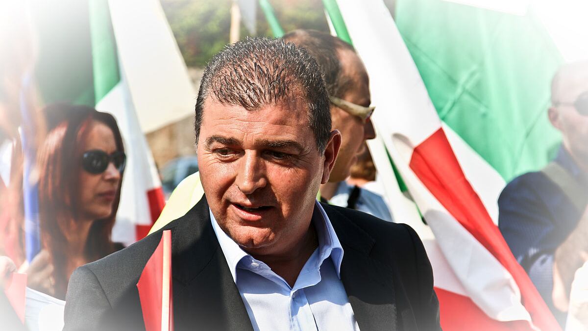 Candidato pure un condannato definitivo