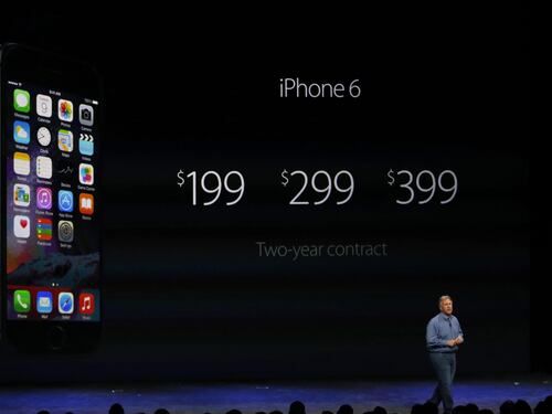 iPhone, record di ordini. Ma in Italia il prezzo è il più alto d'Europa