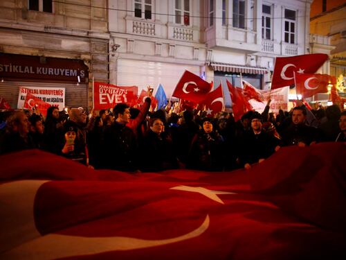 Turchia, sanzioni contro l'Olanda: ingresso vietato all'ambasciatore