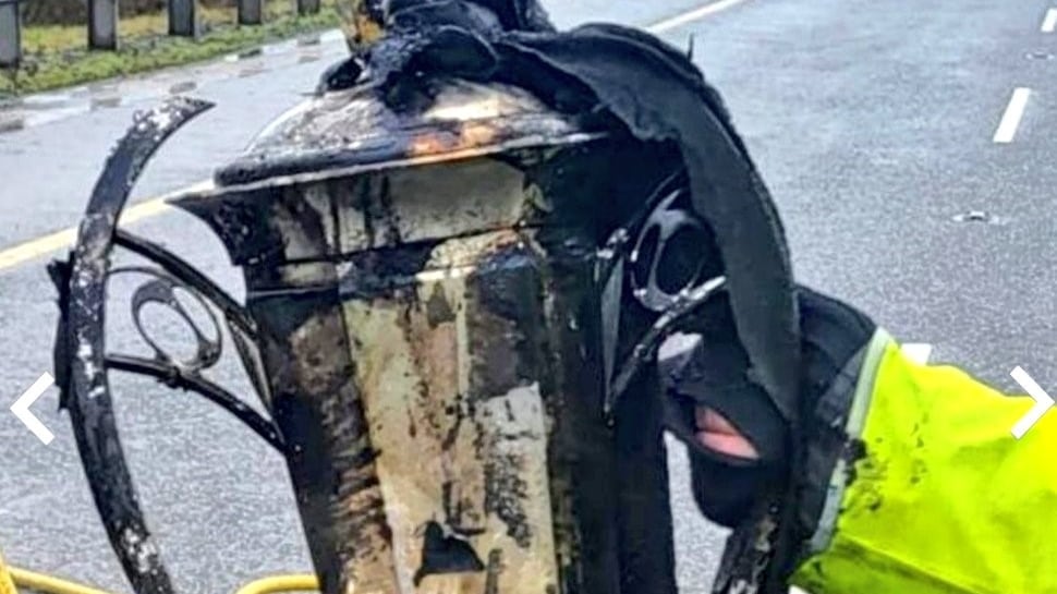 Lo schianto durante il trasporto e l'incendio dell'auto: addio alla coppa del Sei Nazioni