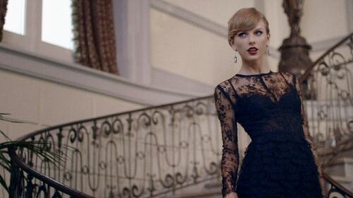 Taylor Swift con un tweet sbaraglia Apple 20