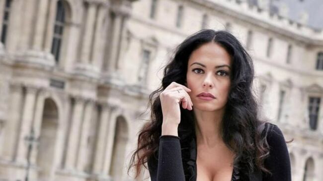 "Sono stata aggredita da uno sconosciuto". E quella rivelazione choc di Maria Grazia Cucinotta