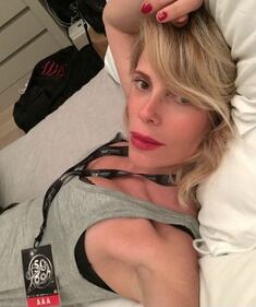 Sexy Selfie Mania, i VIP che amano l'autoscatto 39