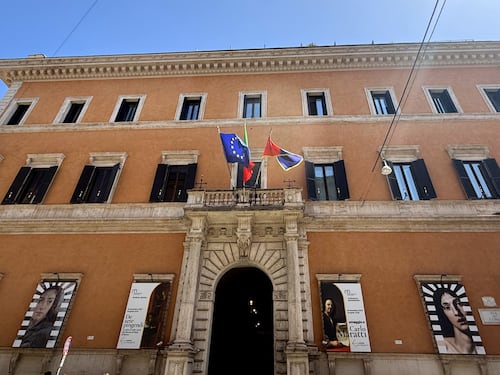 San Francesco, l’eredità che attraversa i secoli: a Roma due mostre tra arte, solidarietà ed economia